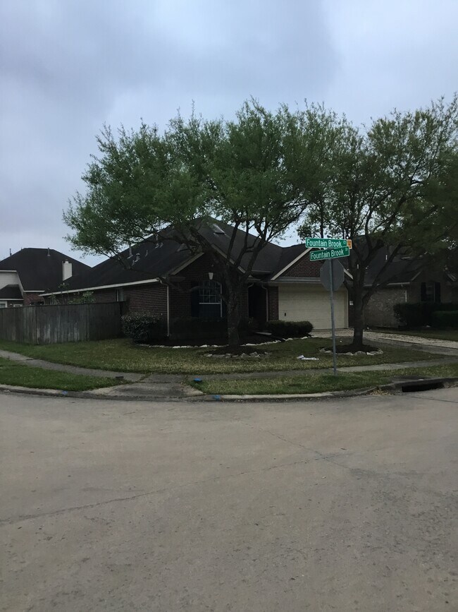 Foto del edificio - 2901 Fountain Brook Ct