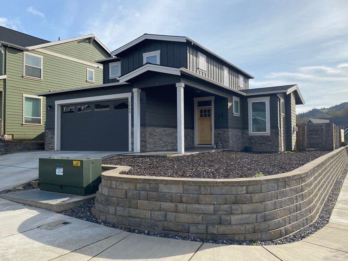 Primary Photo - Application Pending - 3 Bedroom, 2 Bath Ho...