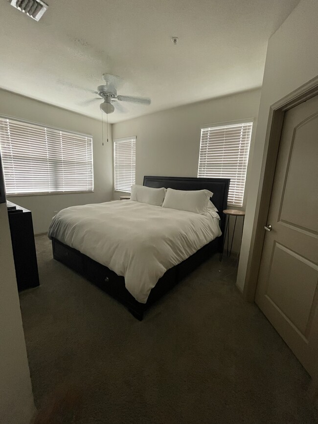Foto del edificio - 5401 Central Gardens Way
