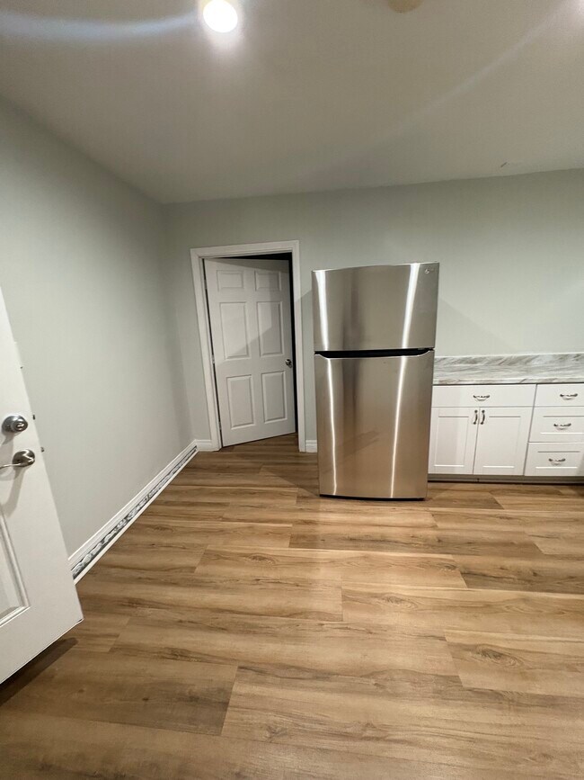 Foto del edificio - 23592 Flight St