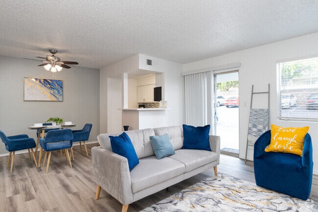 2BR, 2BA - 956SF - Living Room/Dining - Terrace Hill