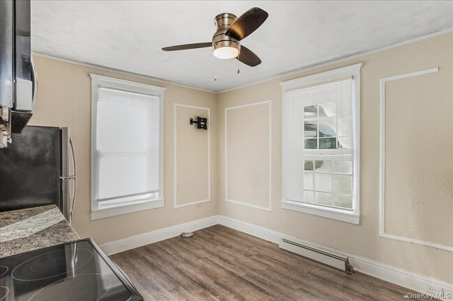 Building Photo - 35 Lake Ave