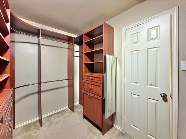 Building Photo - 1810 Katlyn Ln