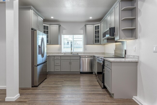 Foto del edificio - 16318 Maubert Ave