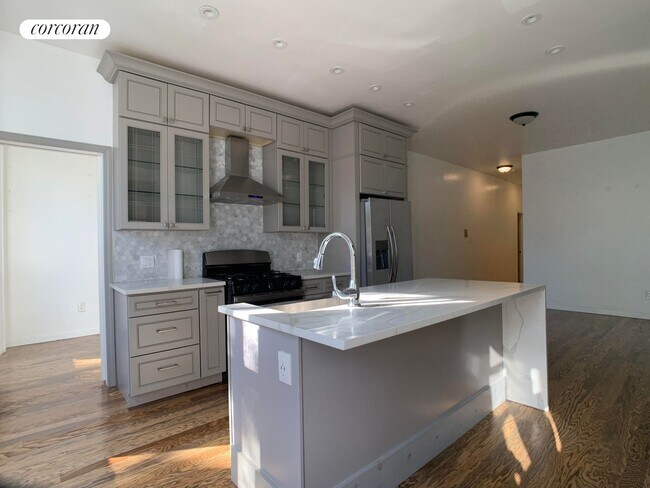 Building Photo - 94 Fort Greene Pl