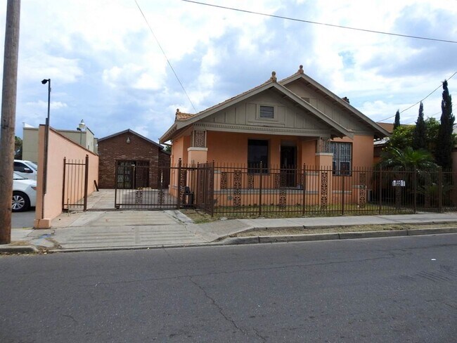 Foto del edificio - 605 Hidalgo St