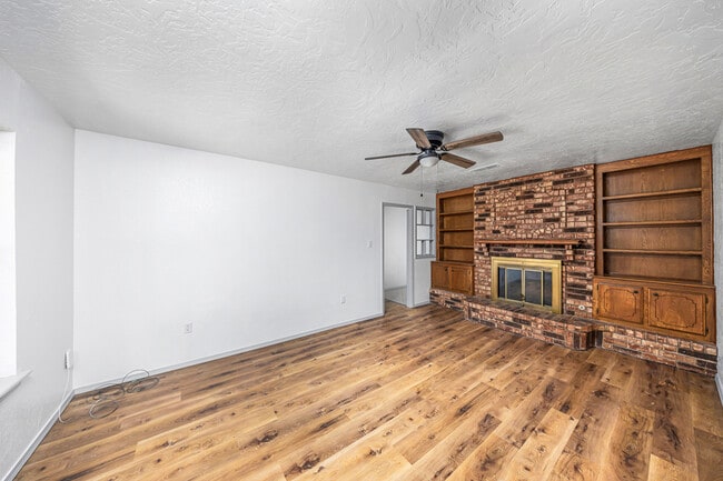 Building Photo - 2105 NW 54th St