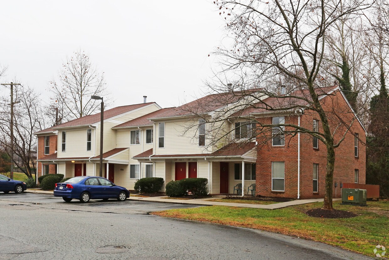 Foto del edificio - Clinton Gardens