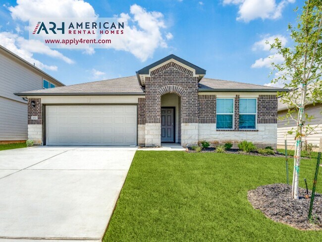 Foto del edificio - 4 BR + OFFICE/ 3 BA in Seguin - 2042 SF on GREENBELT - Arroyo Ranch!