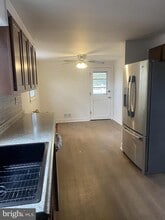 Building Photo - 459 Scotch Rd