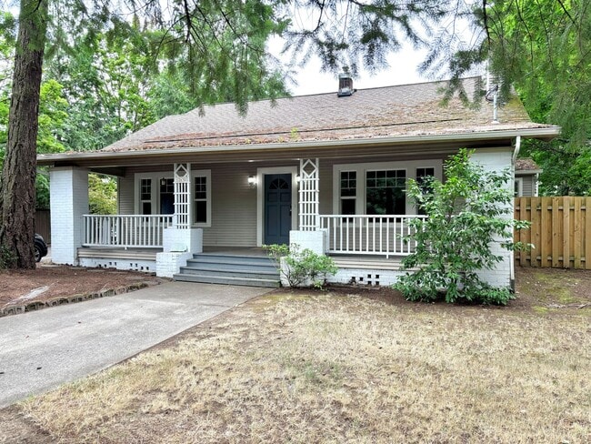 Building Photo - 12638 SE Foster Rd