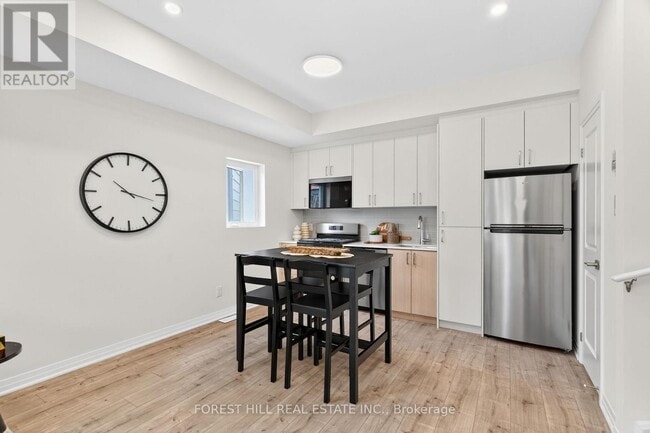 Building Photo - 52 Albright Ave