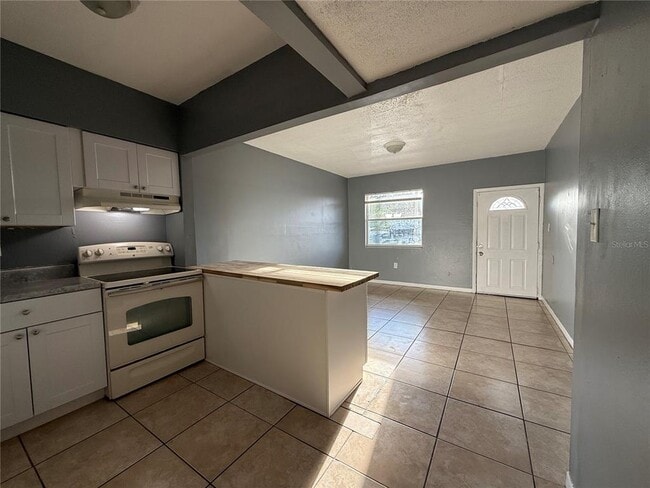Foto del edificio - 8923 N 40th St