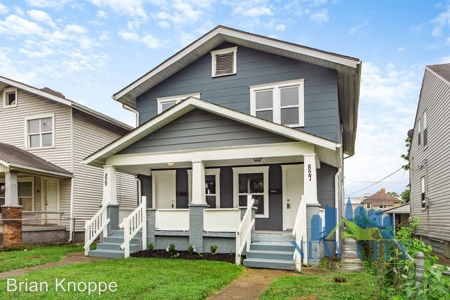 Building Photo - 827-829 Gibbard Ave