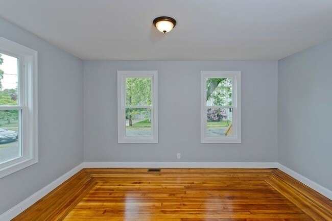 Photo - 104 Moore St Apartment