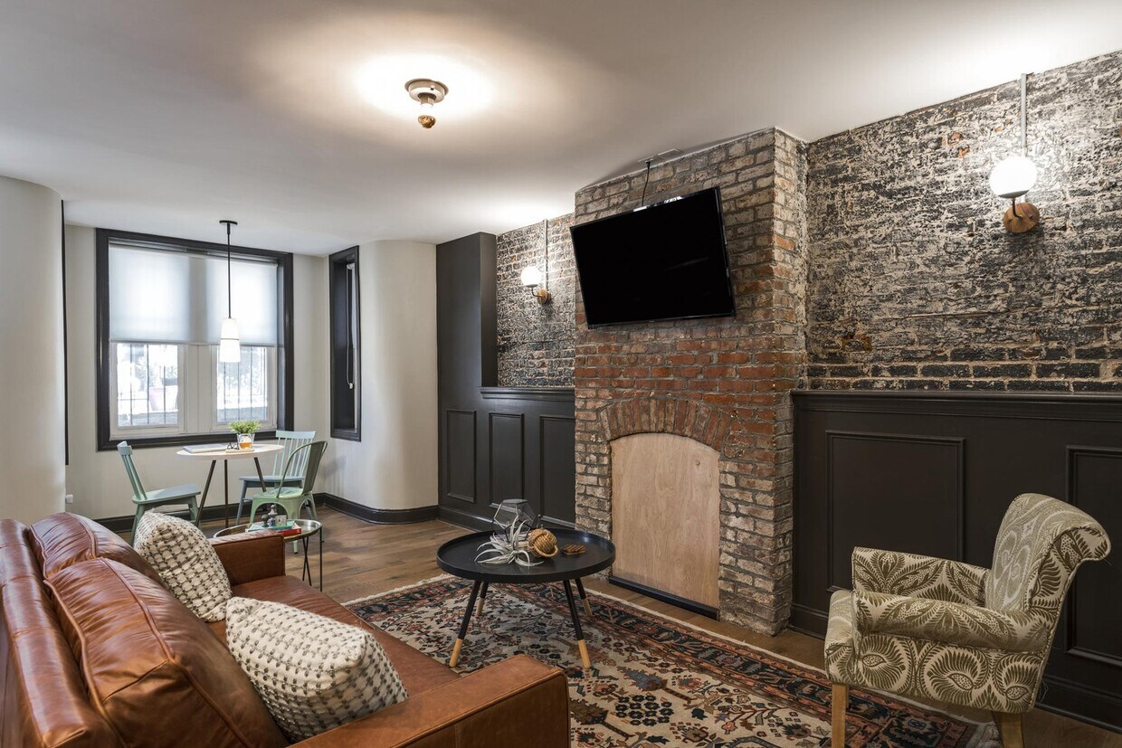 Foto principal - 1314 9th St NW