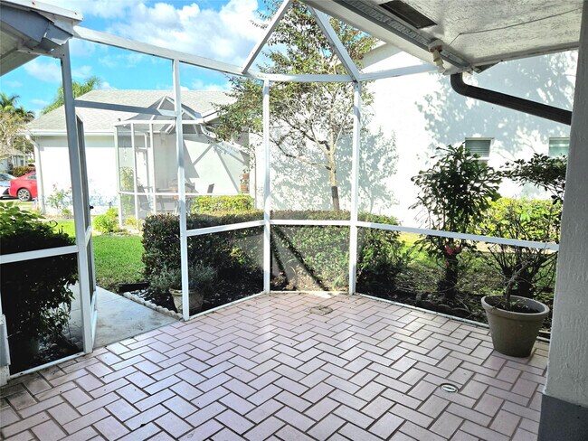 Foto del edificio - 5912 NW 93rd Terrace