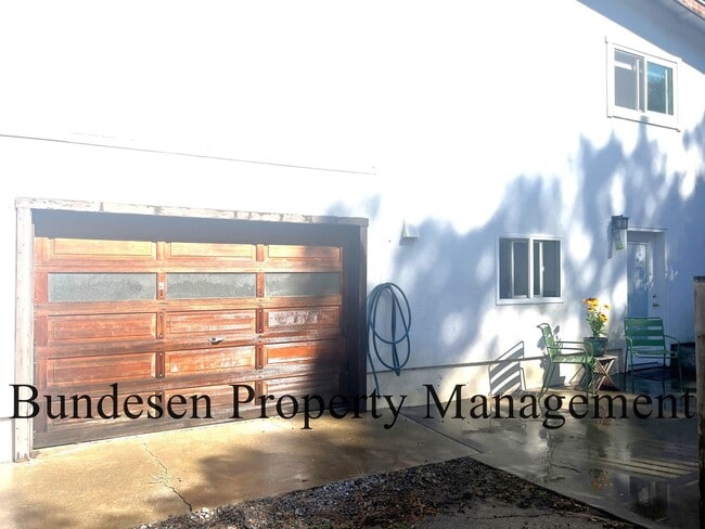 Foto del edificio - 6030 Fredricks Rd