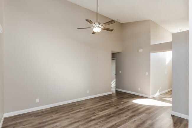 Building Photo - 1520 Santa Rosalia