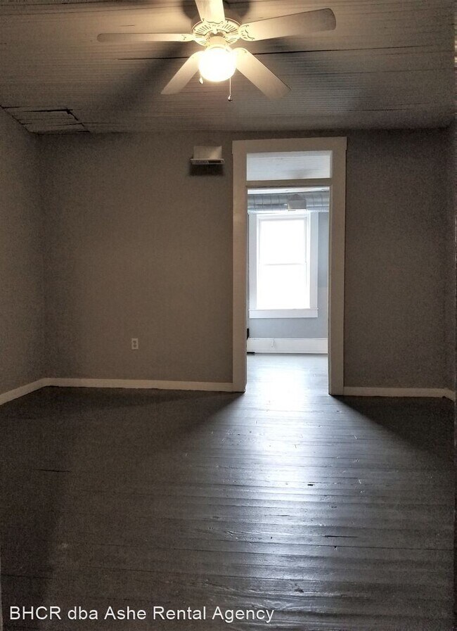 Building Photo - 2 br, 1 bath House - 101 A N Jefferson Ave