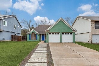 Building Photo - 900 Angleton Cove