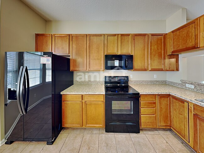 Foto del edificio - 10902 Campus Heights Ln