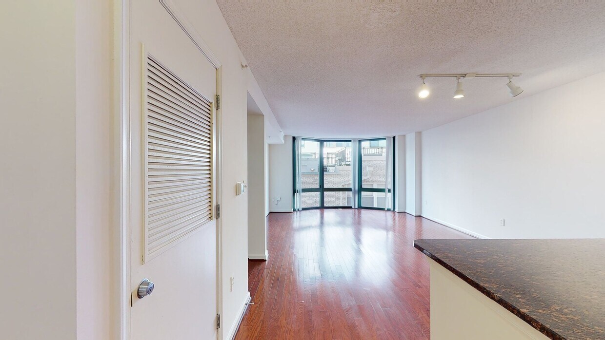 Photo - 1301 Thomas Circle Apartments