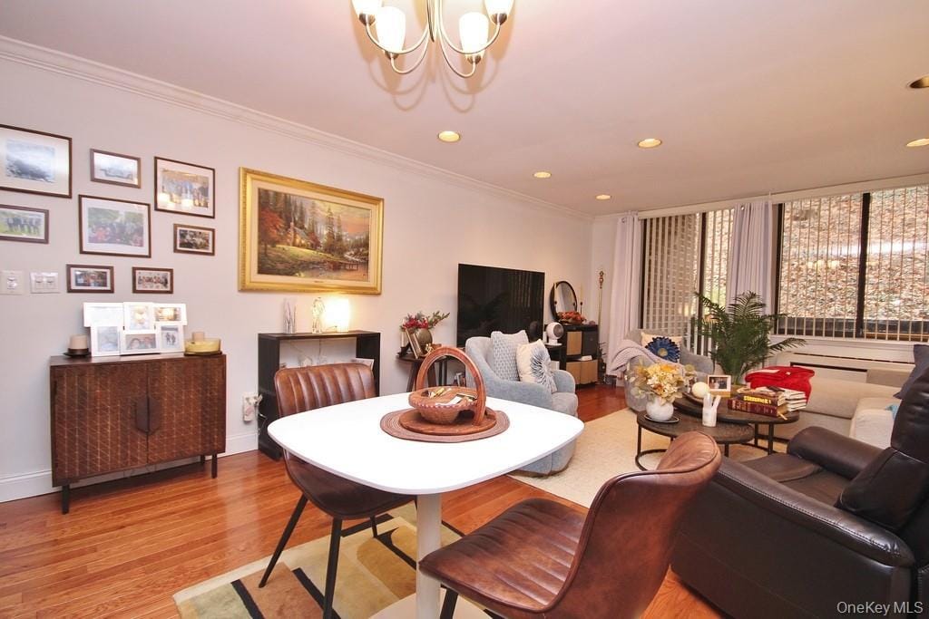 Foto principal - 1374 Midland Ave