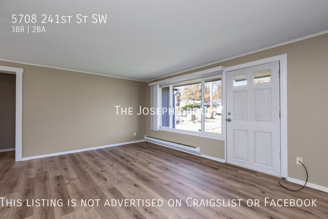 Foto del edificio - 5708 241st St SW