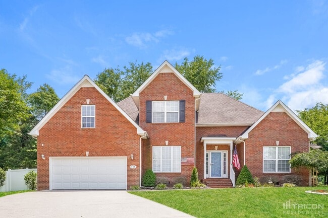 Building Photo - 435 Titans Cir