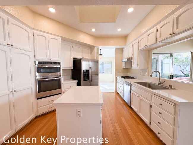 Building Photo - Welcome to the Marlado Community of Oceans...
