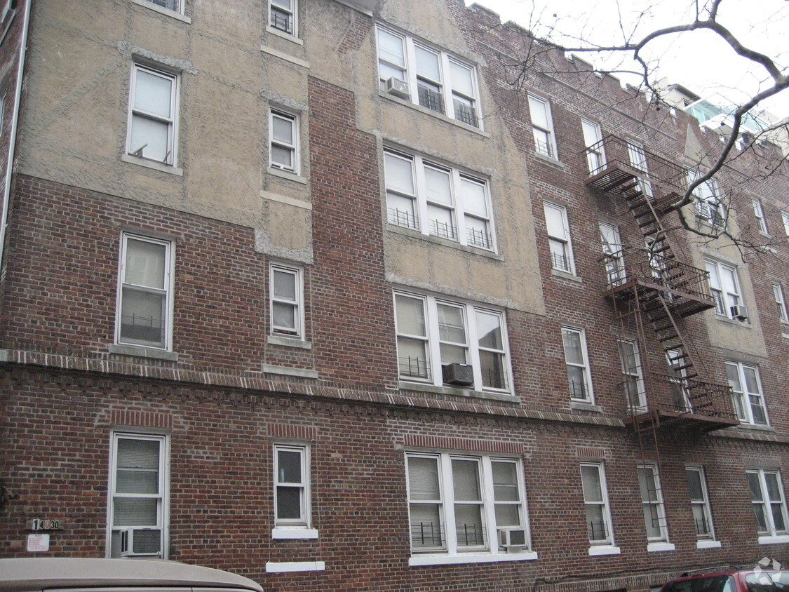 140-30 Beech, ¡alejado - 140-30 Beech Ave