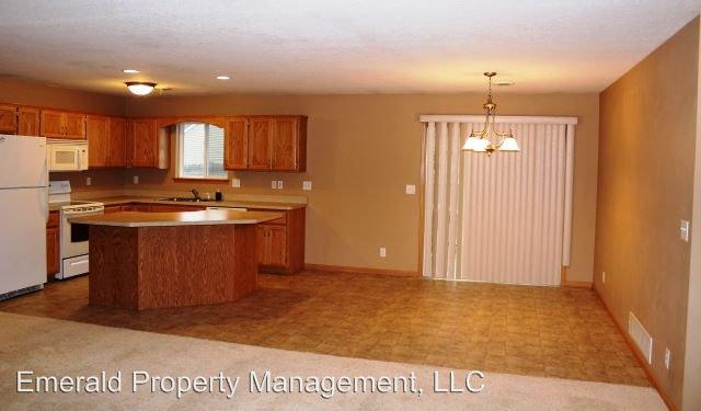 Foto del edificio - 221 Brookstone Dr