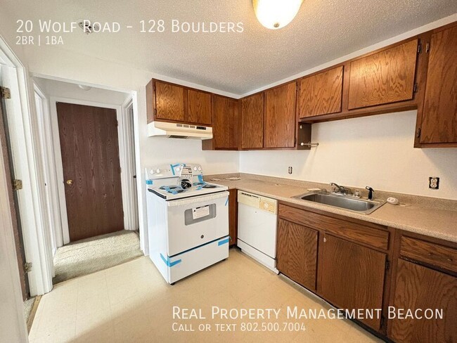 Building Photo - 20 Wolf Rd