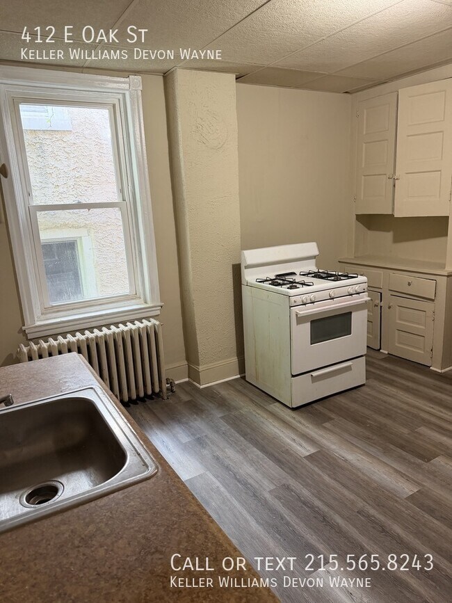 Foto del edificio - 412 E Oak St