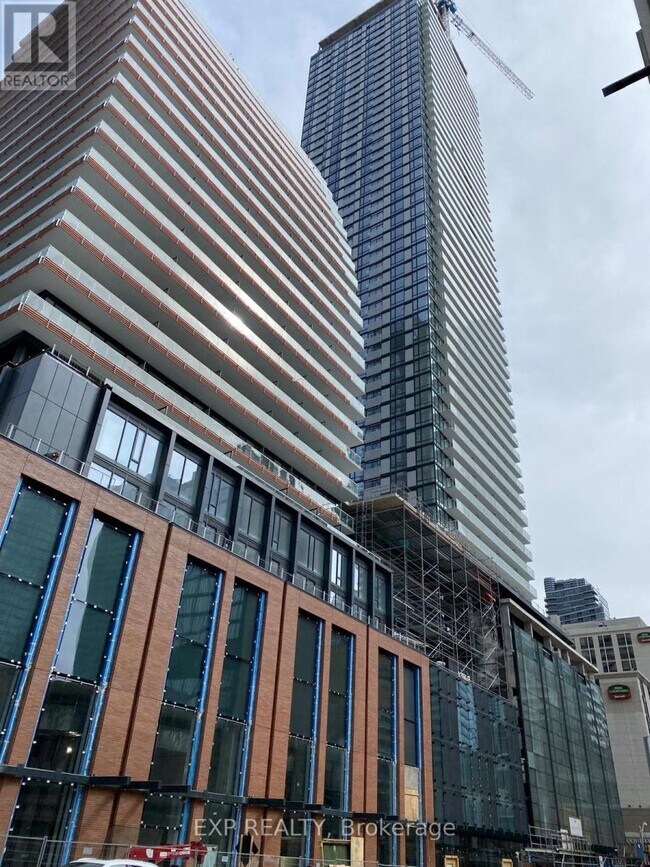 Photo du bâtiment - 501 Yonge St