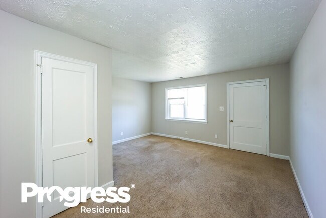 Foto del edificio - 5299 Sharon St