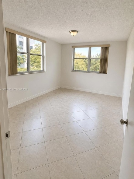 Building Photo - 8363 Lake Dr