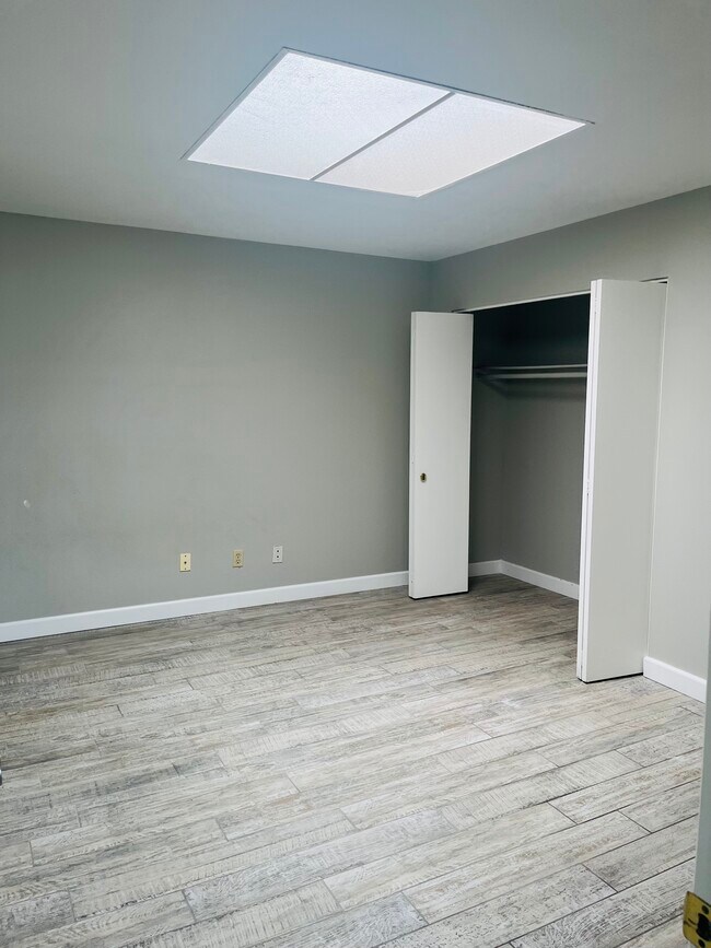 Foto del edificio - 8562 E Indian School Rd