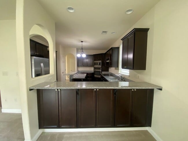 Building Photo - 4909 Aclare Ct
