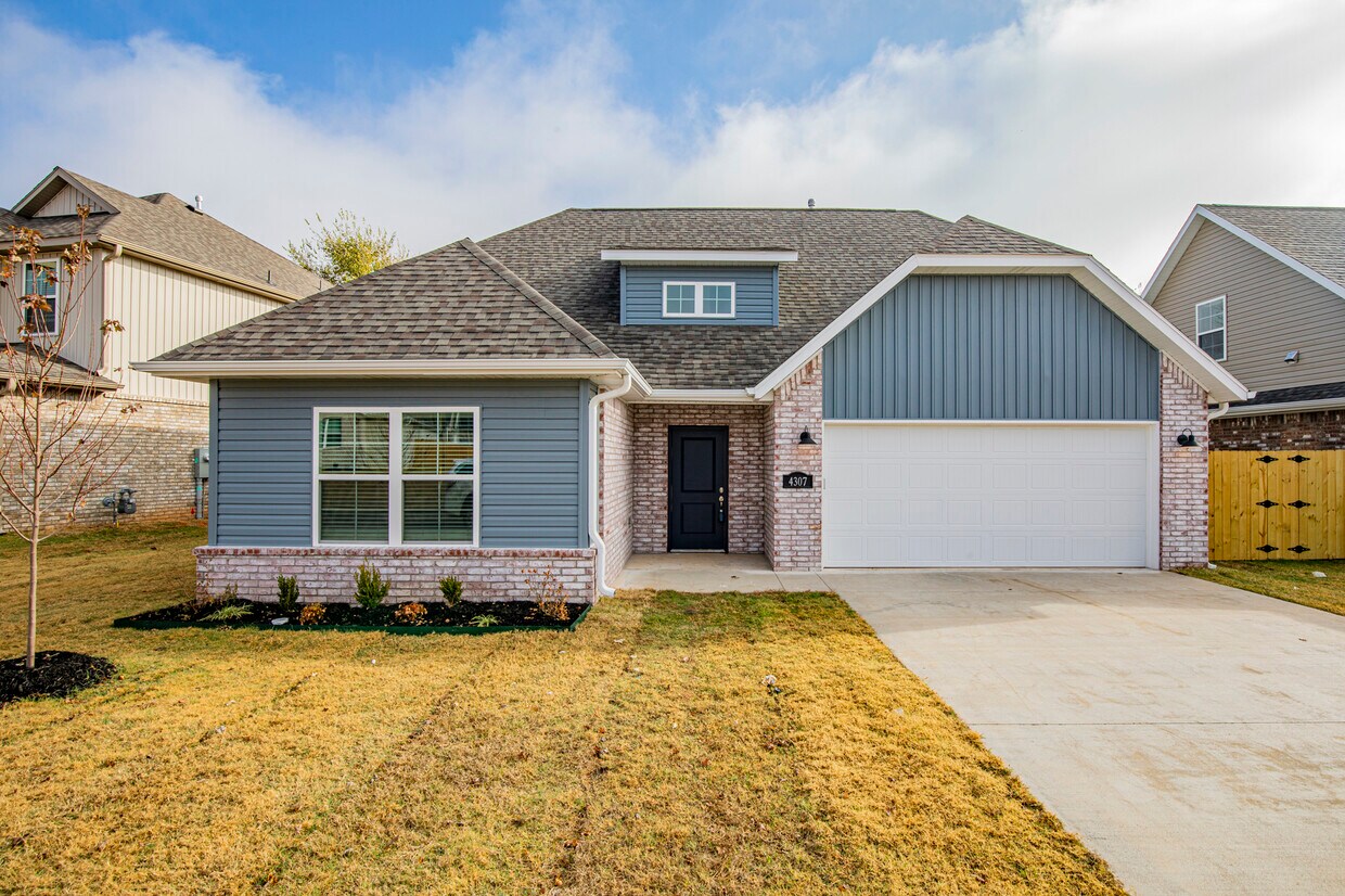 Foto principal - 4307 SW Bison St