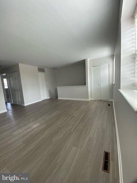 Foto del edificio - 1117 Chesapeake Dr