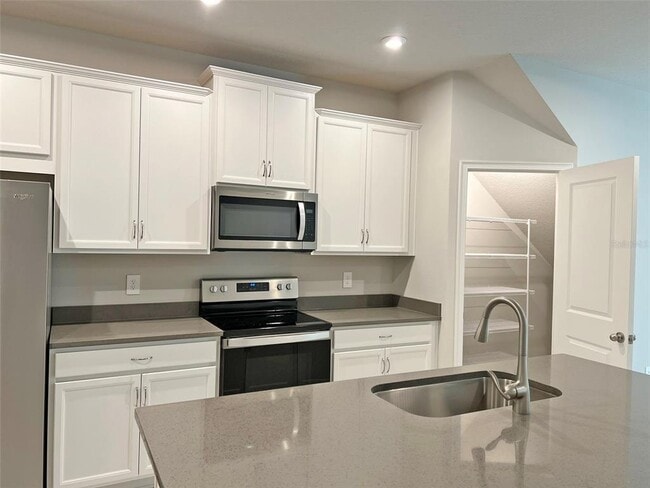 Foto del edificio - 3254 Moonlit Lily Pl