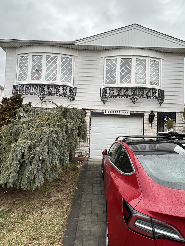 Front of property, dedicated parking - 3 Elwood Ave