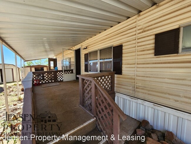 Building Photo - 2 br, 1.5 bath House - 200 East 400 South #23