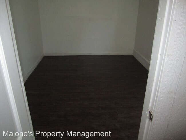 Building Photo - 4 br, 2 bath House - 3300 S. Post