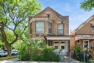 Building Photo - 3121 N Washtenaw Ave