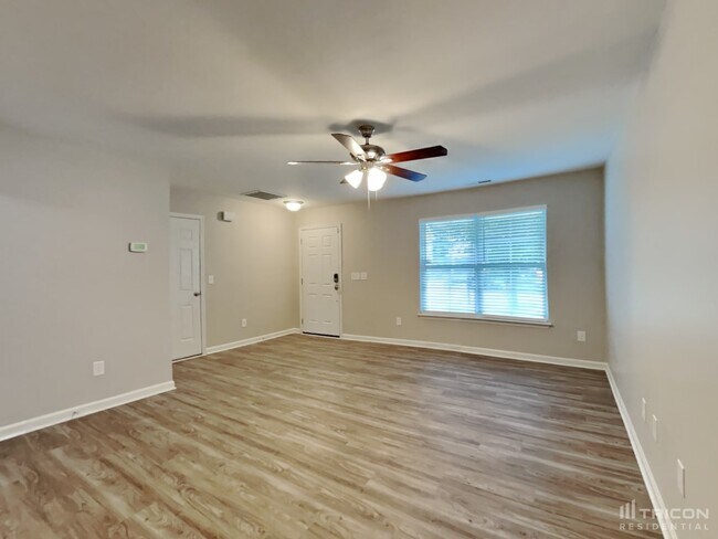 Foto del edificio - 2820 Wild Poplar Way
