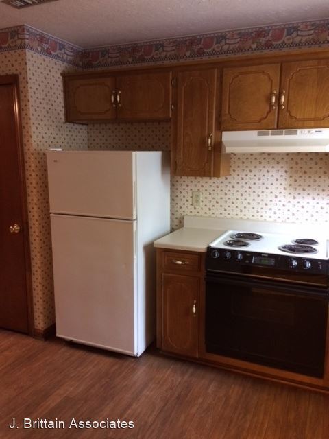 Building Photo - 2 br, 1.5 bath House - 523 D Gadsden Road, NW