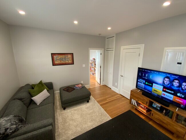 Foto del edificio - 1133 Fell St